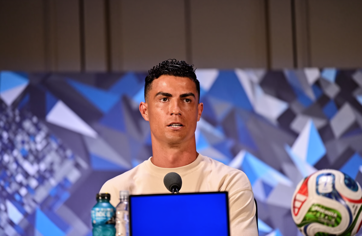 TOP1体育平台 - C罗亲口确认：2026世界杯将是谢幕战，足坛传奇即将落幕 - TOP1体育 配图
